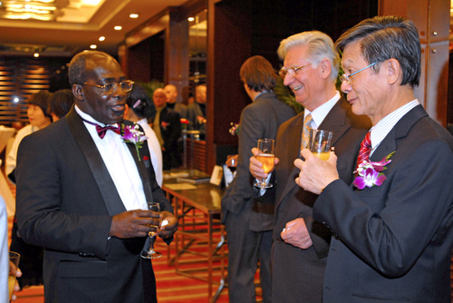 Ambassadeur de RCI, d'Albanie et de l'Ile Maurice