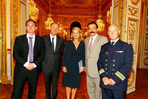 Réception organisée par Joëlle Garriaud-Maylam dans les salons de la Marine, Place de la Concorde.