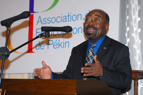 Le Doyen des Ambassadeurs, l'Ambassadeur du Cameroun